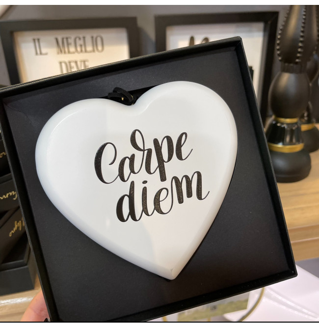 CUORE IN LEGNO "CARPE DIEM"